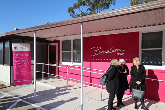 Image outside BreastScreen NSW North Ryde Screening Clinic 